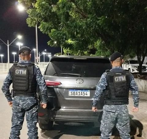 SW4 com queixa de roubo ou furto é apreendida em Juazeiro