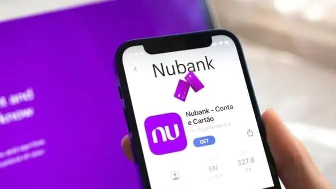 Nubank esclarece mensagem de encerramento e afirma que operação segue normalmente