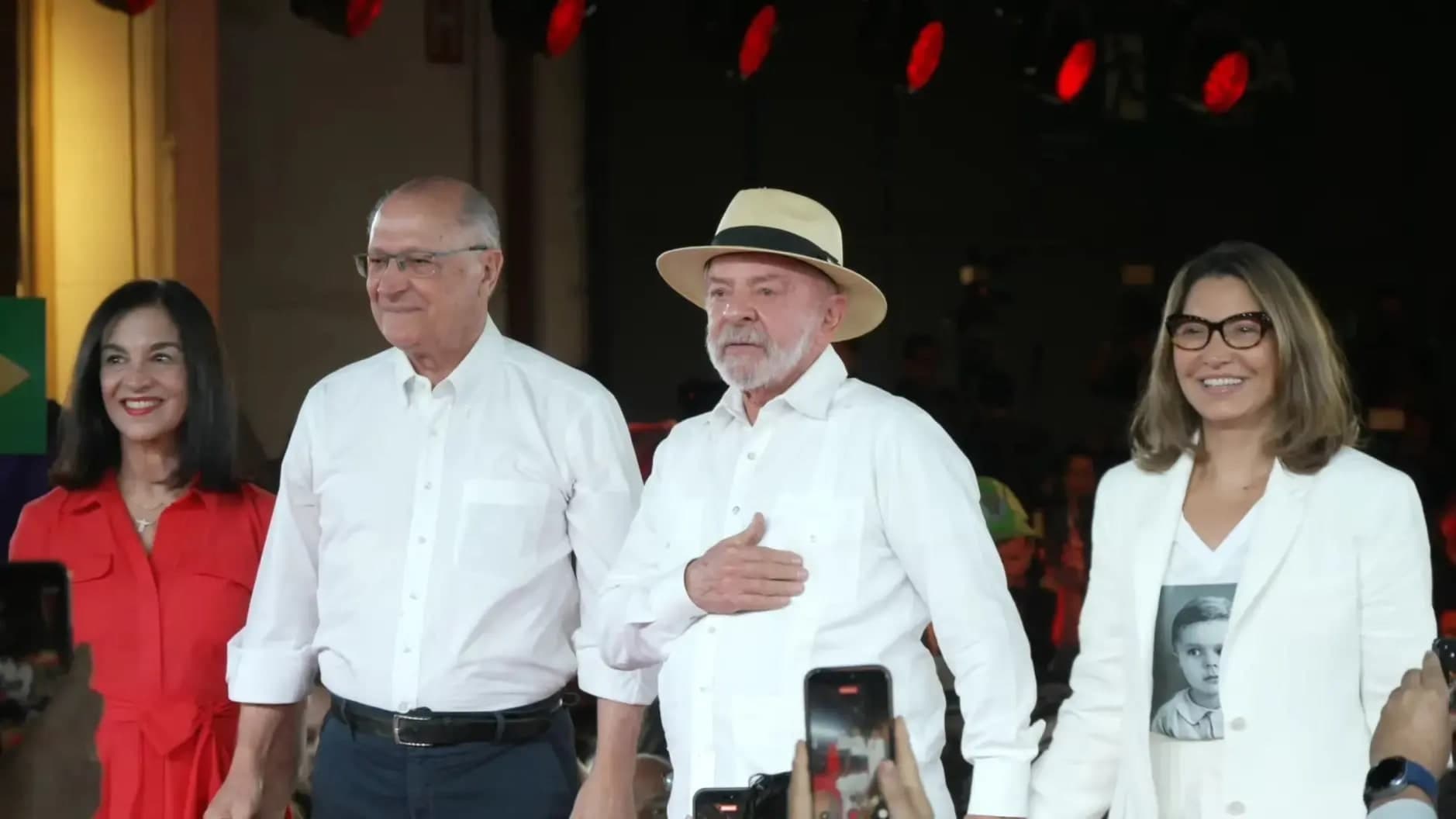 Lula oficializa candidatura pela reeleição à Presidência em convenção do PT